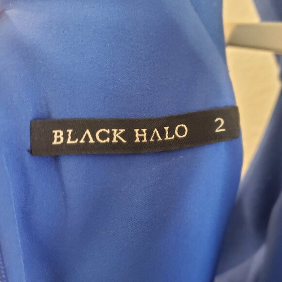 BLACK HALO | Thorpe Solid Sheath Dress - Picture 5 of 5